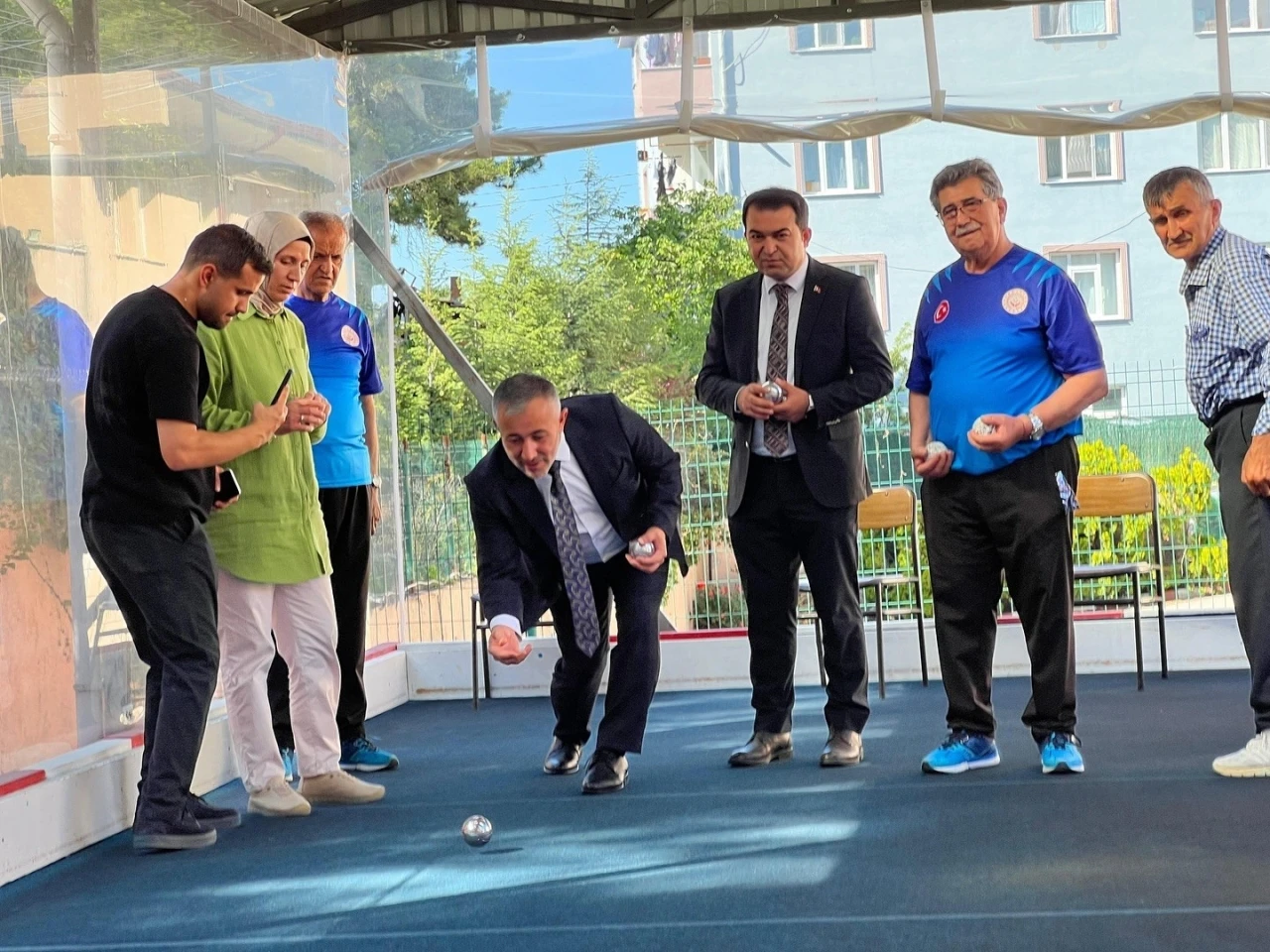 Bilecik’te yaşlıların bocce merakı
