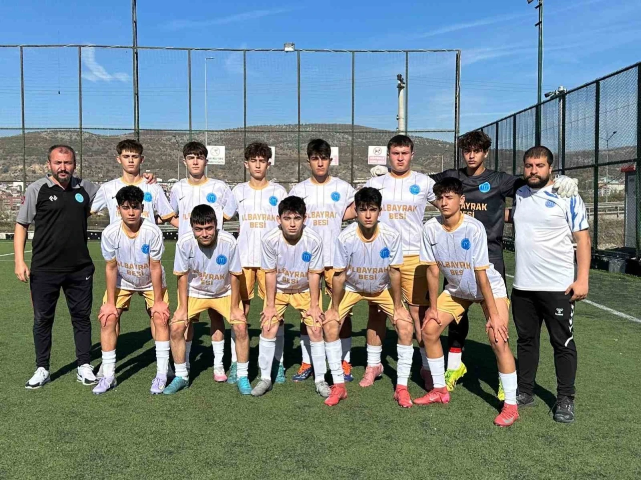 Bilecik U16 Gençler Ligi’nde 3 maçta fileler 20 kez havalandı
