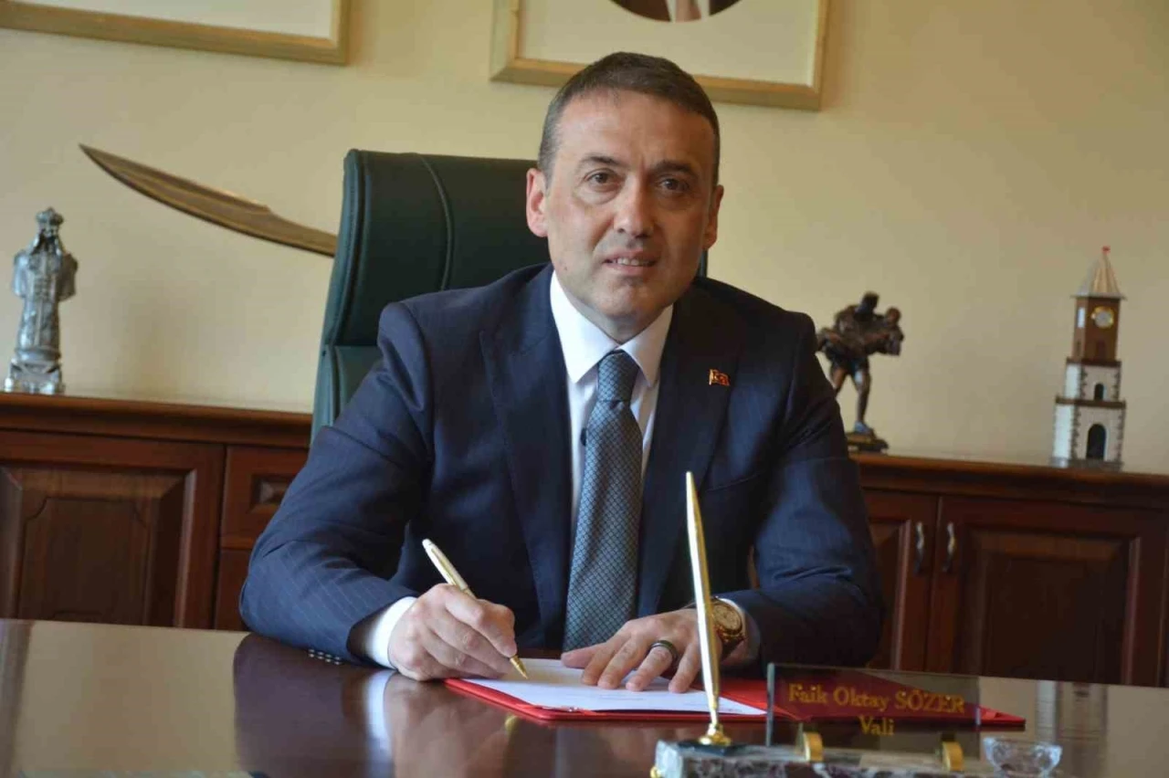 Bilecik Valiliğine atanan Faik Oktay Sözer göreve başladı
