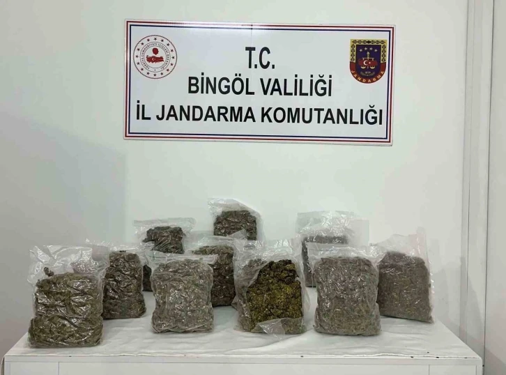 Bing&ouml;l&rsquo;de 5 kilogram uyuşturucu madde ele ge&ccedil;irildi: 2 g&ouml;zaltı
