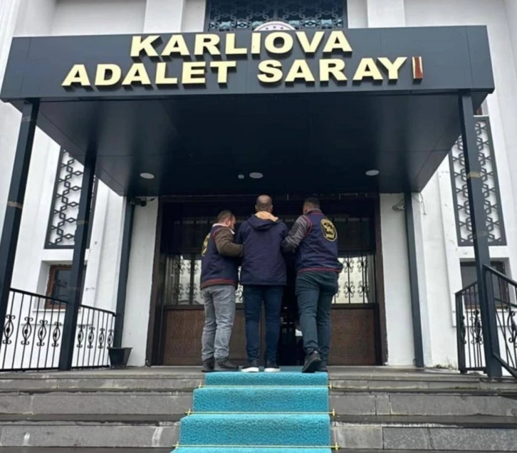 Bingöl’de JASAT dedektifleri aranan 2 şahsı yakaladı