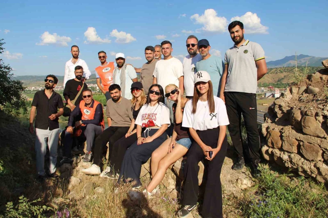 Bing&ouml;l&rsquo;de tarihi kalelere gezi
