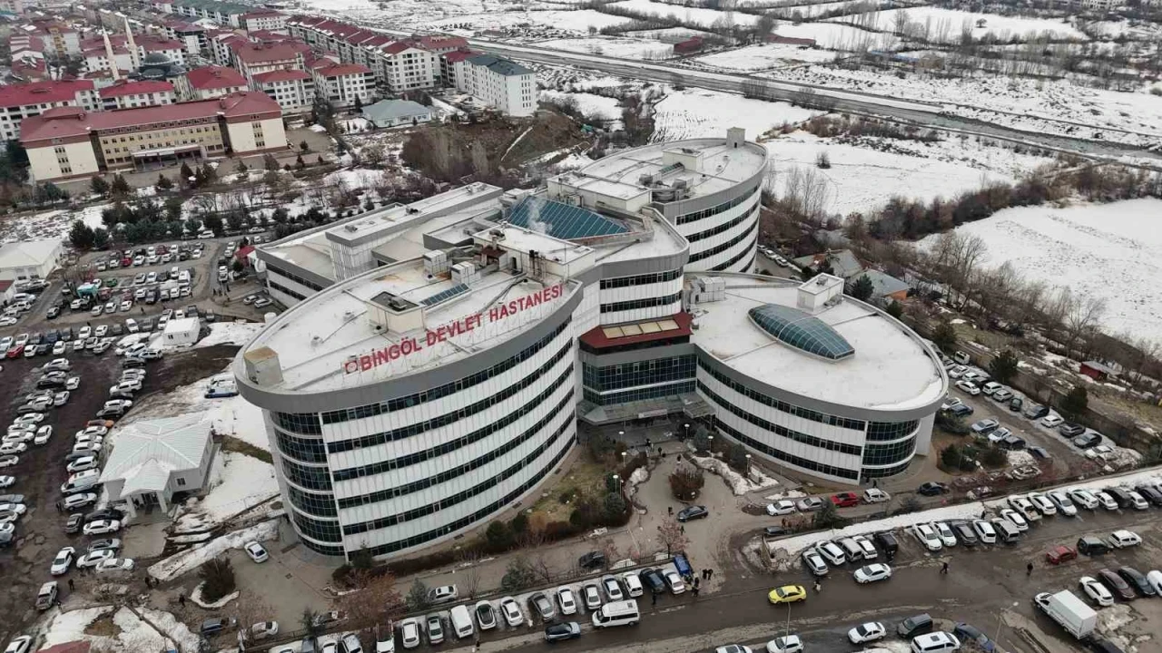 Bing&ouml;l Devlet Hastanesi&rsquo;nde hematoloji b&ouml;l&uuml;m&uuml; hizmete girdi
