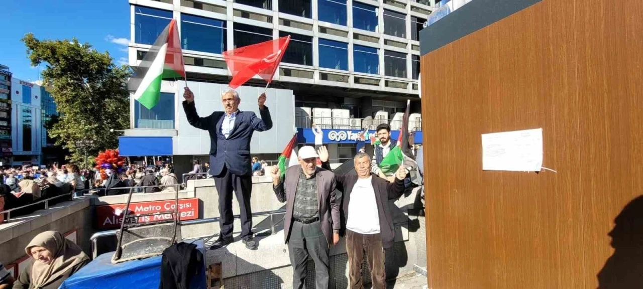 Binlerce Ankaralı Filistin’e destek için yürüdü
