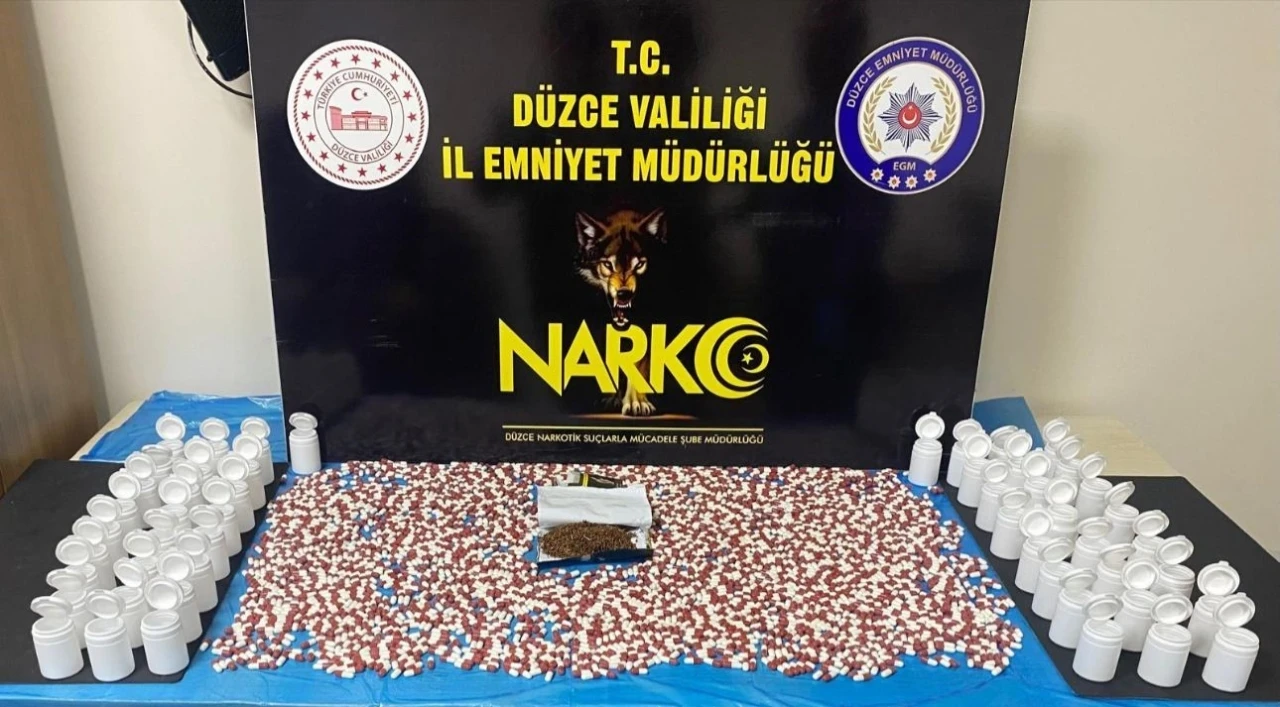 Binlerce uyuşturucu hapla yakalandı
