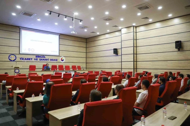 BİNTSO&rsquo;ya siber g&uuml;venlik ve g&uuml;venli internet eğitimi verildi
