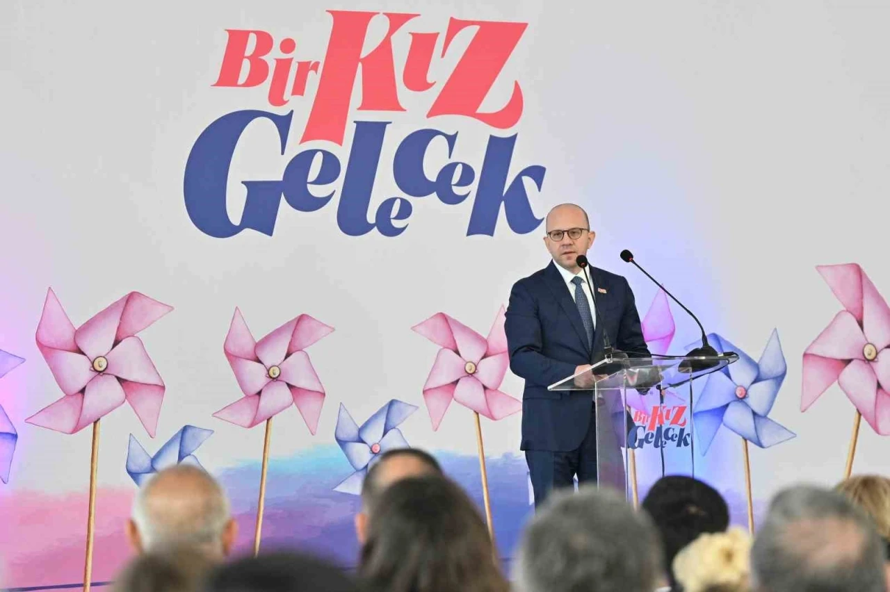 ‘Bir Kız Gelecek’ programı kapsamında Bolluca’da inşa edilen