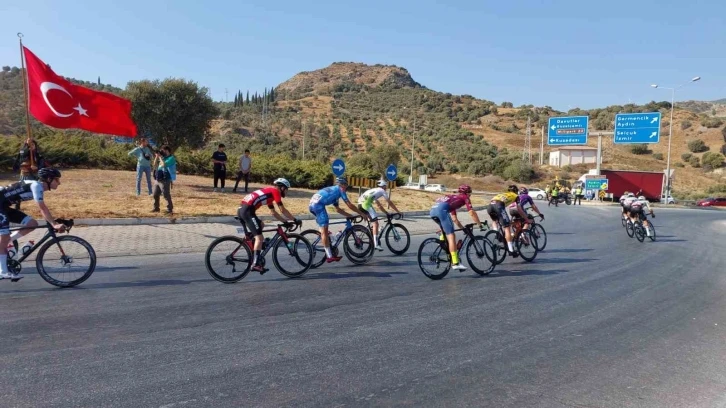 Bisiklet&ccedil;iler S&ouml;ke&rsquo;de coşkuyla karşılandı
