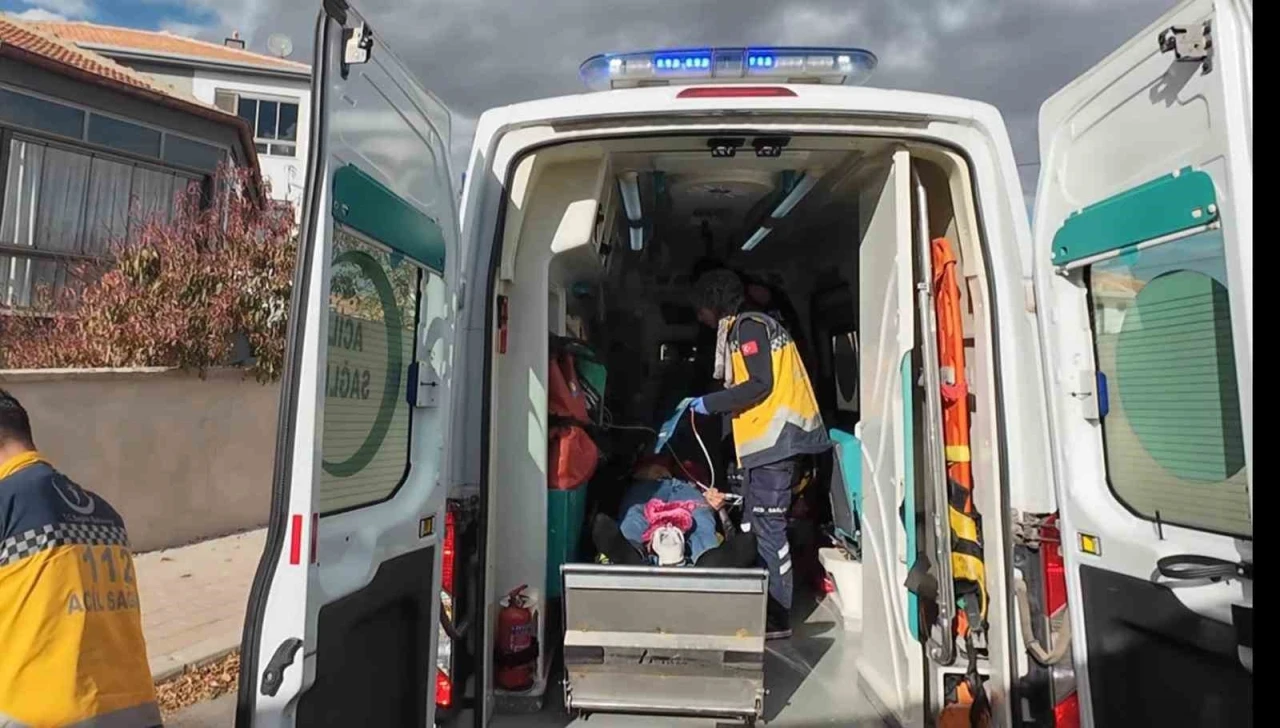 Bisikletiyle seyir halindeyken epilepsi nöbeti geçirdi
