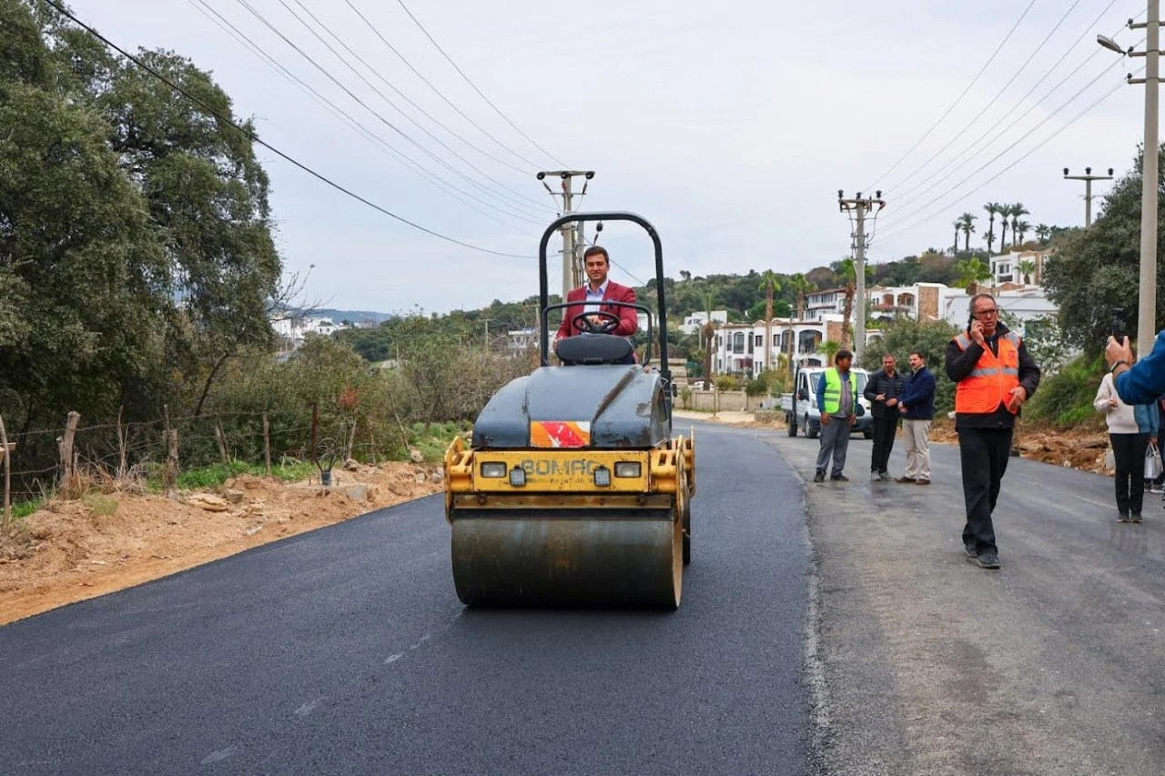 Bitez Bergamut&rsquo;ta Asfalt &Ccedil;alışması Tamamlandı