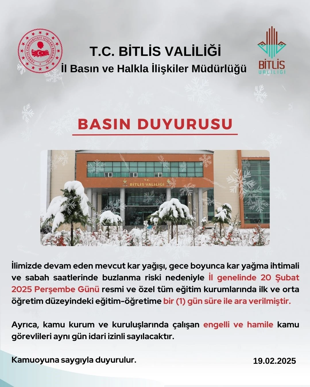 Bitlis’te okullara kar engeli
