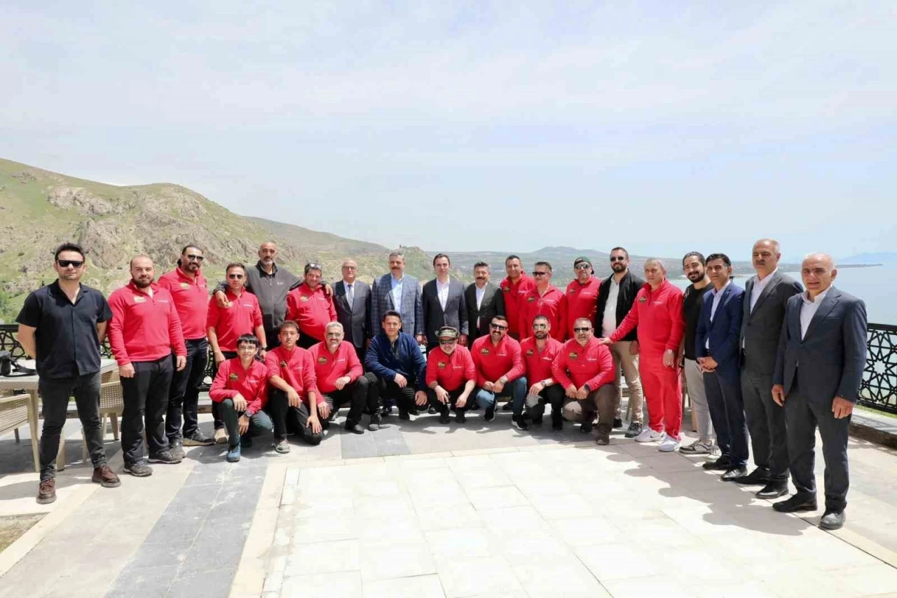 Bitlis ve Erzurum valilerinden Adilcevaz’a ziyaret
