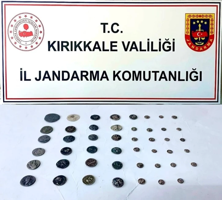 Bizans d&ouml;nemine ait &ccedil;ok sayıda sikke ele ge&ccedil;irildi: 2 g&ouml;zaltı
