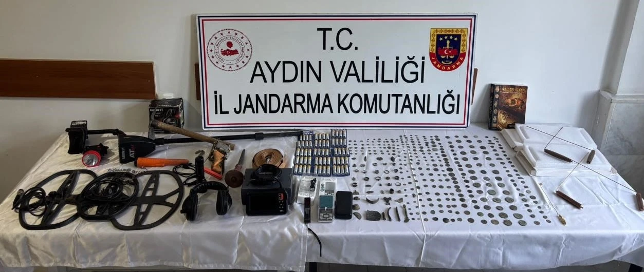 Bizans ve Roma dönemlerine ait tarihi eserler ele geçirildi
