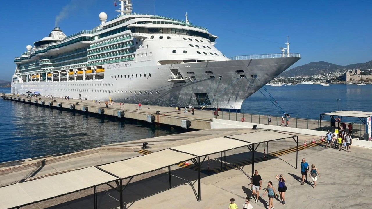 Brilliance of the Seas Bodrum'da Demir Attı
