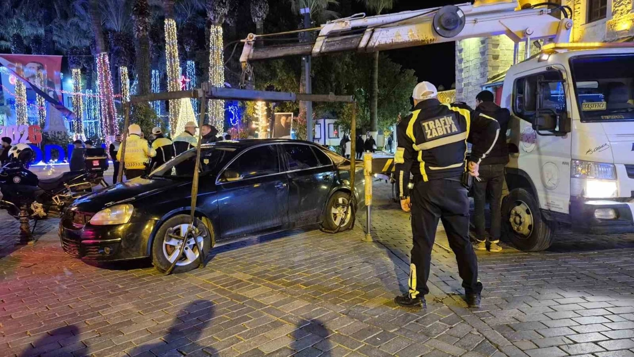 Bodrum&rsquo;da polis ekiplerinden sıkı denetim
