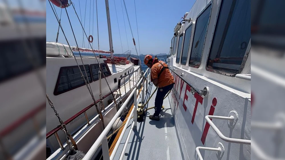Bodrum Kalesi Açıklarında Tekne Kurtarıldı