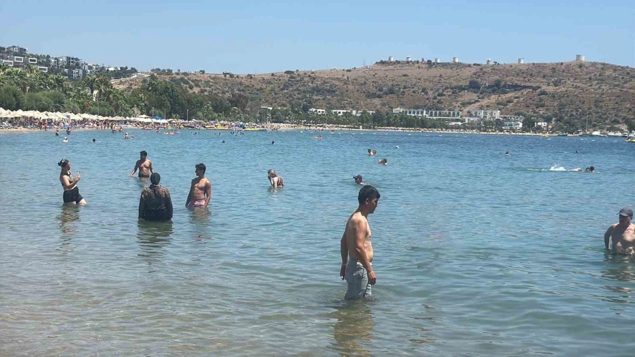Bodrum kavruldu hava sıcaklığı 44 dereceye ulaştı
