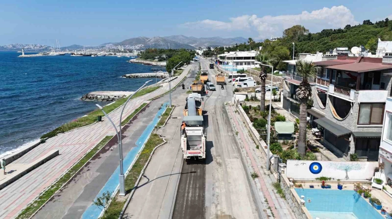 Bodrum Turgutreis’in yolları yenileniyor

