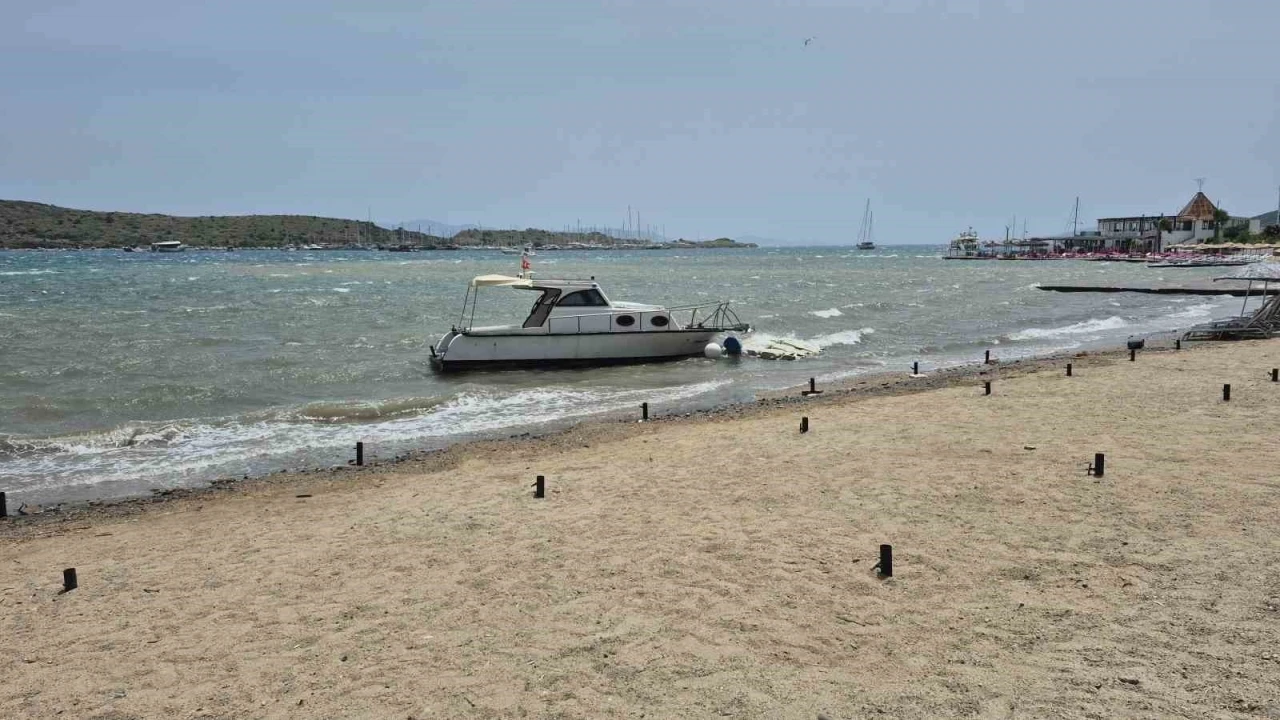 Bodrum’u fırtına vurdu
