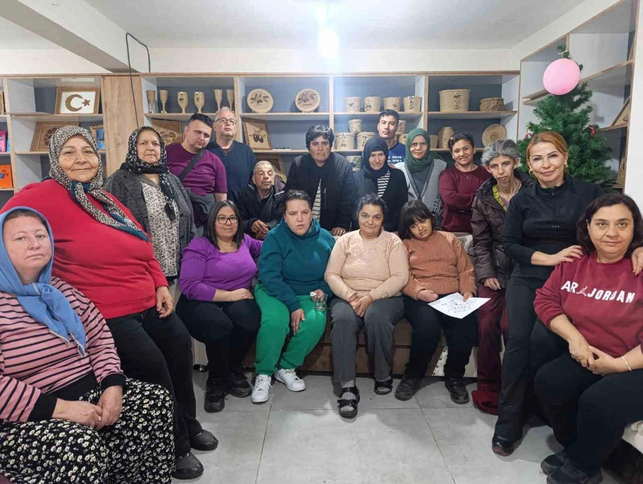 BOED genel Başkanı Özlemiş engelli annelerini unutmadı
