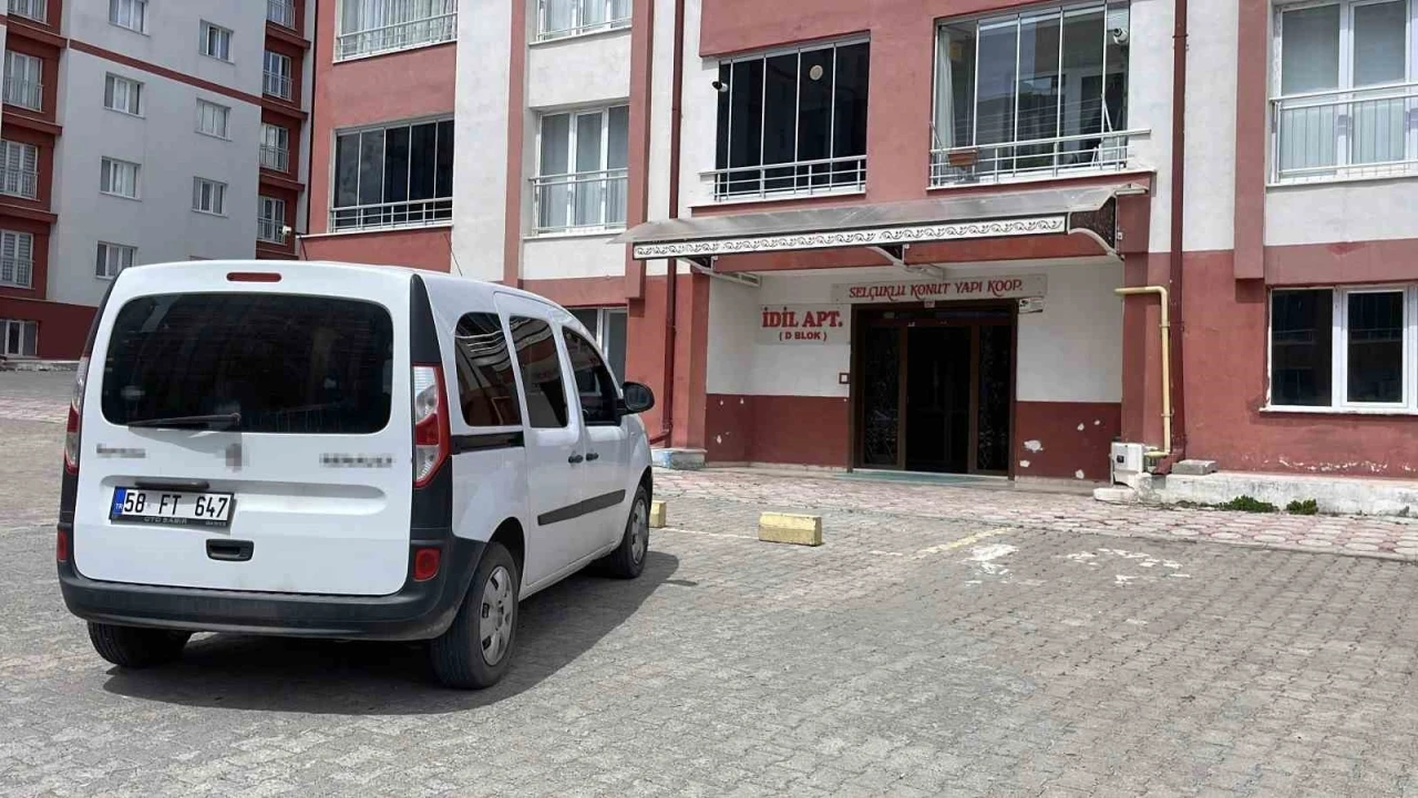 Boğazları kesilerek öldürülen kardeşlerin amcası: &quot;Babaları 4 yıldır kayıptı&quot;
