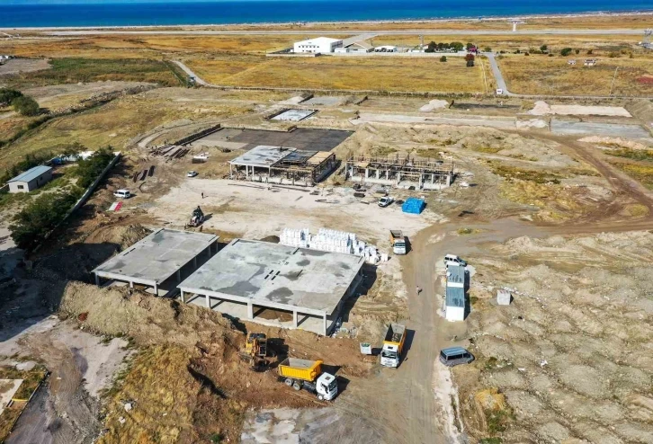 B&ouml;lgenin ilk sosyal hizmet kamp&uuml;s&uuml;n&uuml;n inşaatı hızla y&uuml;kseliyor
