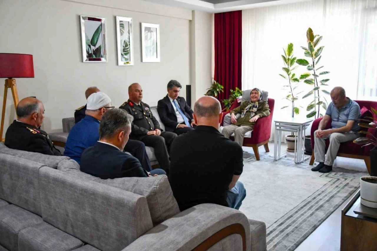 Bolu&rsquo;da 15 Temmuz şehidinin ailesine vefa ziyareti
