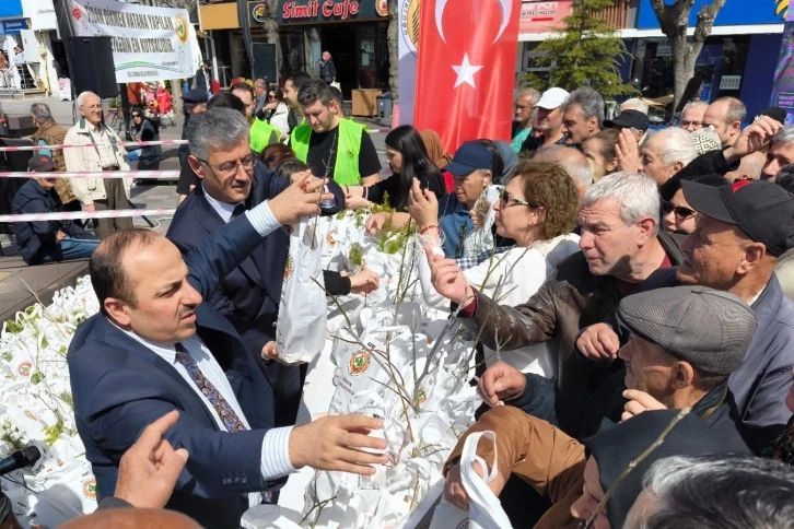 Bolu’da 20 bin fidan dağıtıldı
