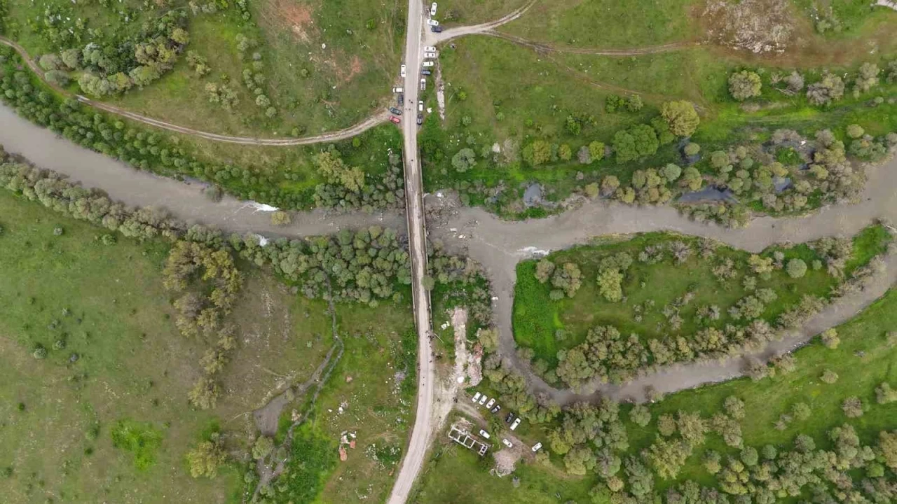 Bolu&rsquo;da dereye kirleten tesislere bug&uuml;ne kadar 53 milyon liradan fazla ceza kesildi: 4 milyon liralık yeni ceza
