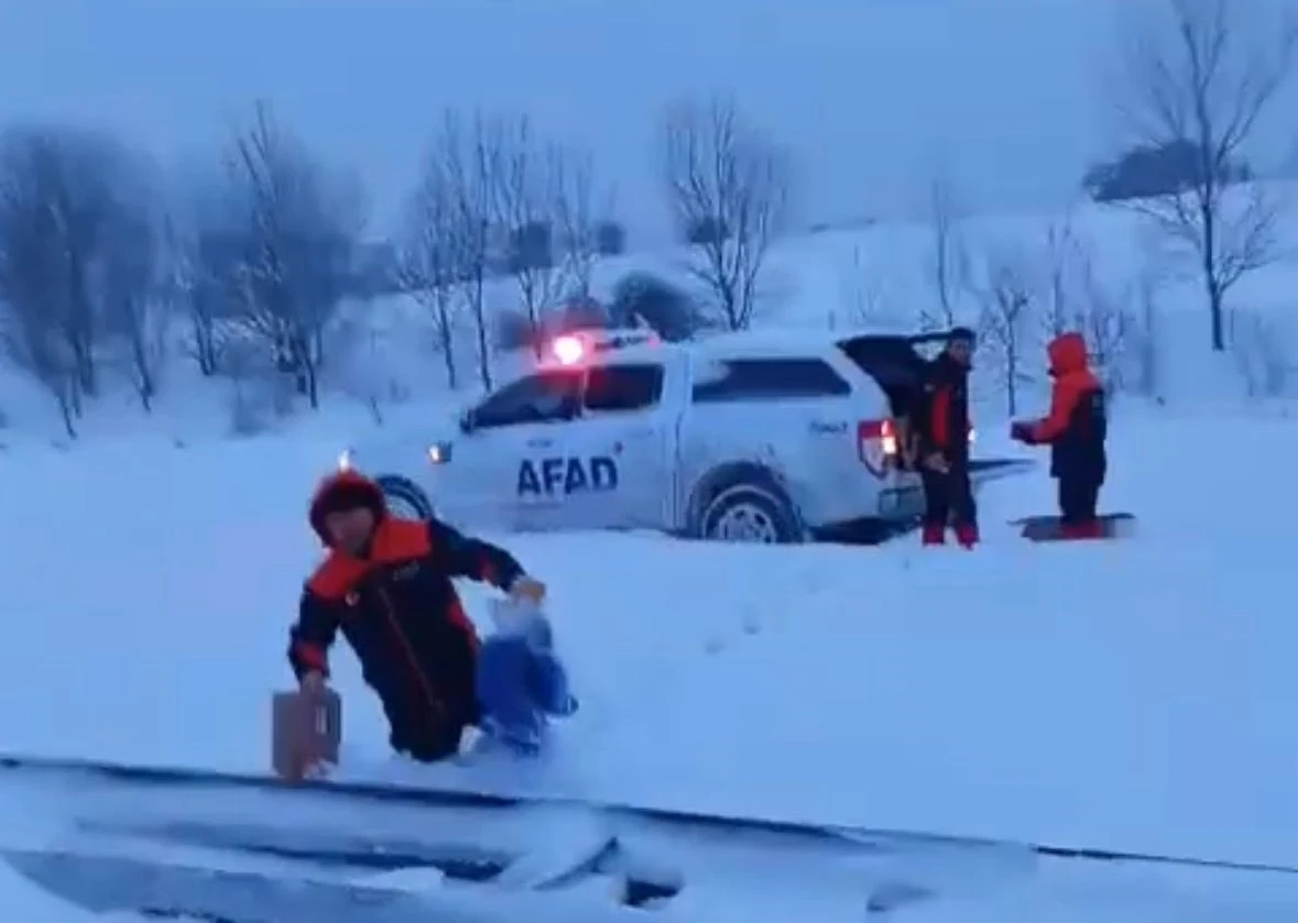 Bolu&rsquo;da Gerede-Samsun yolu &ccedil;ift şeritten ulaşıma kapalı
