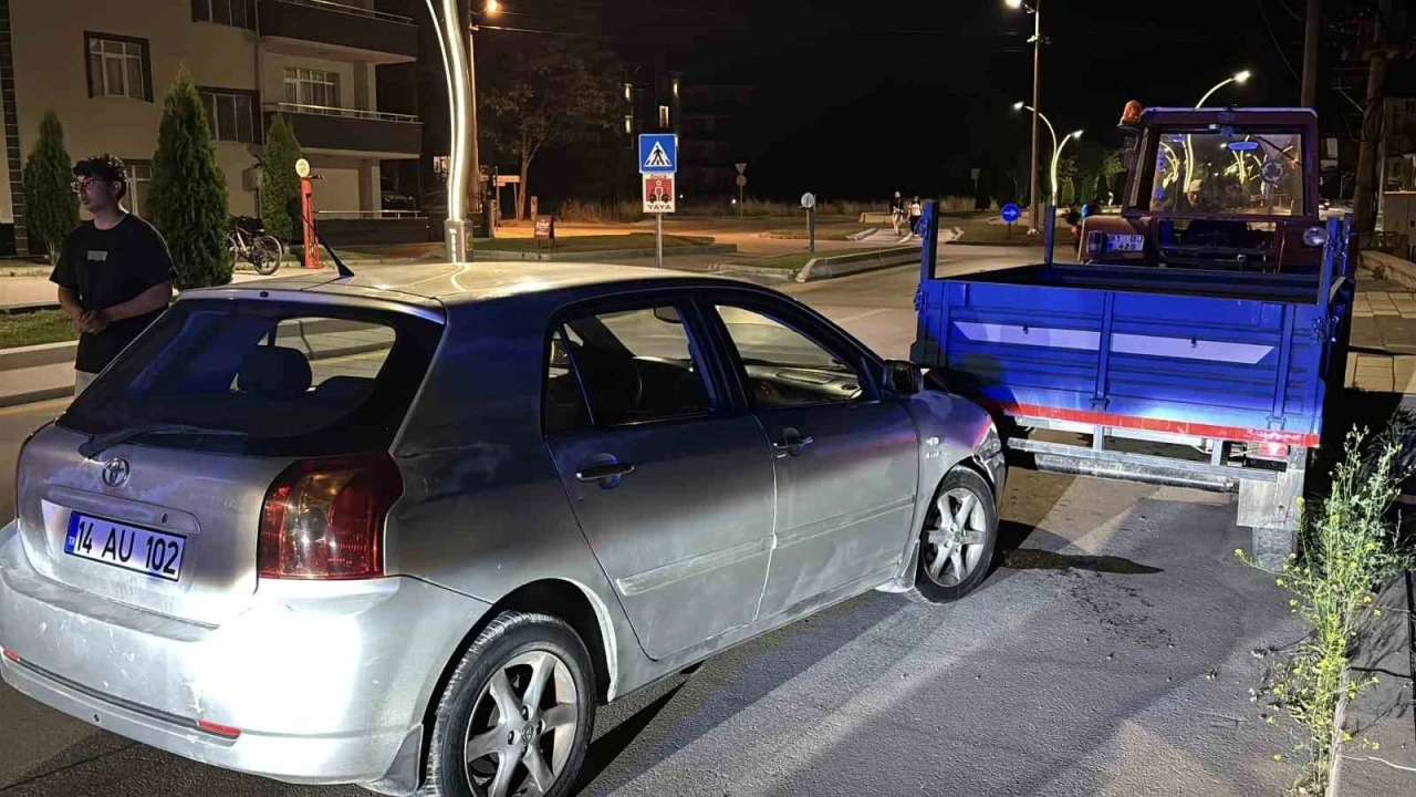 Bolu&rsquo;da kontrolden &ccedil;ıkan otomobil r&ouml;morka &ccedil;arptı
