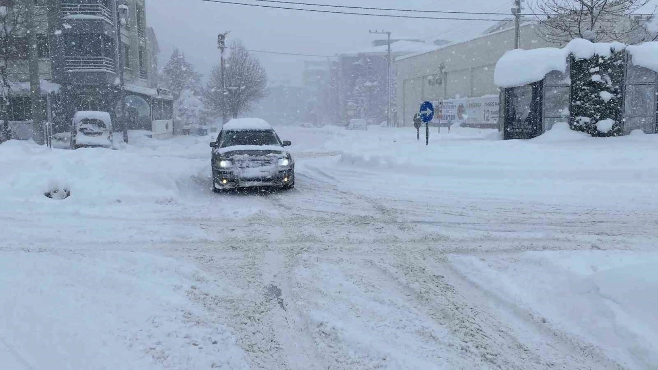 Bolu&rsquo;da motosikletlere trafiğe &ccedil;ıkış yasağı
