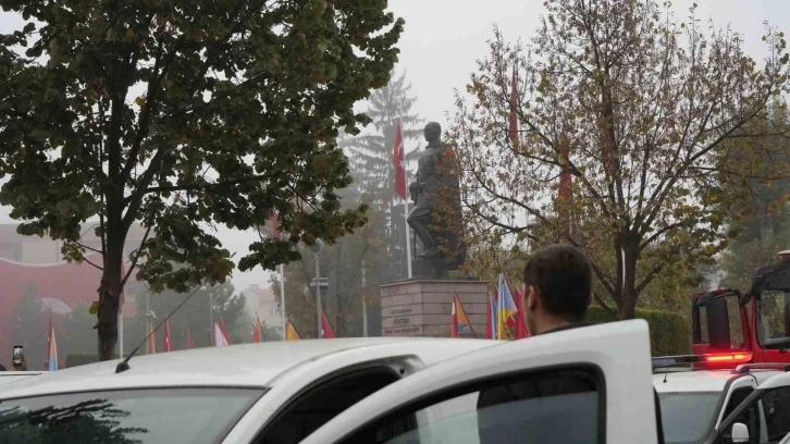 Bolu’da saygı duruşu