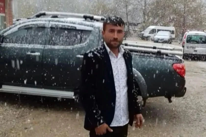 Bolu&rsquo;da serinlemek i&ccedil;in g&ouml;lete giren orman iş&ccedil;isi kayboldu
