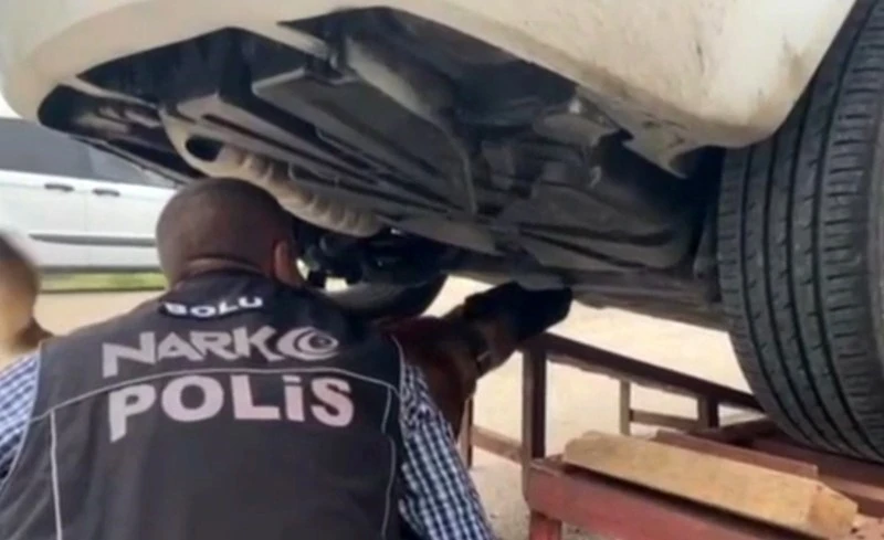 Bolu&rsquo;da uyuşturucu operasyonu: 3 ş&uuml;pheli yakalandı
