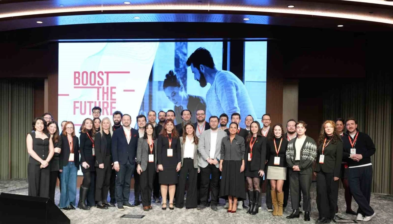 Boost The Future Demo Day&rsquo;de 7&rsquo;nci d&ouml;nem girişimleri sahneye &ccedil;ıktı
