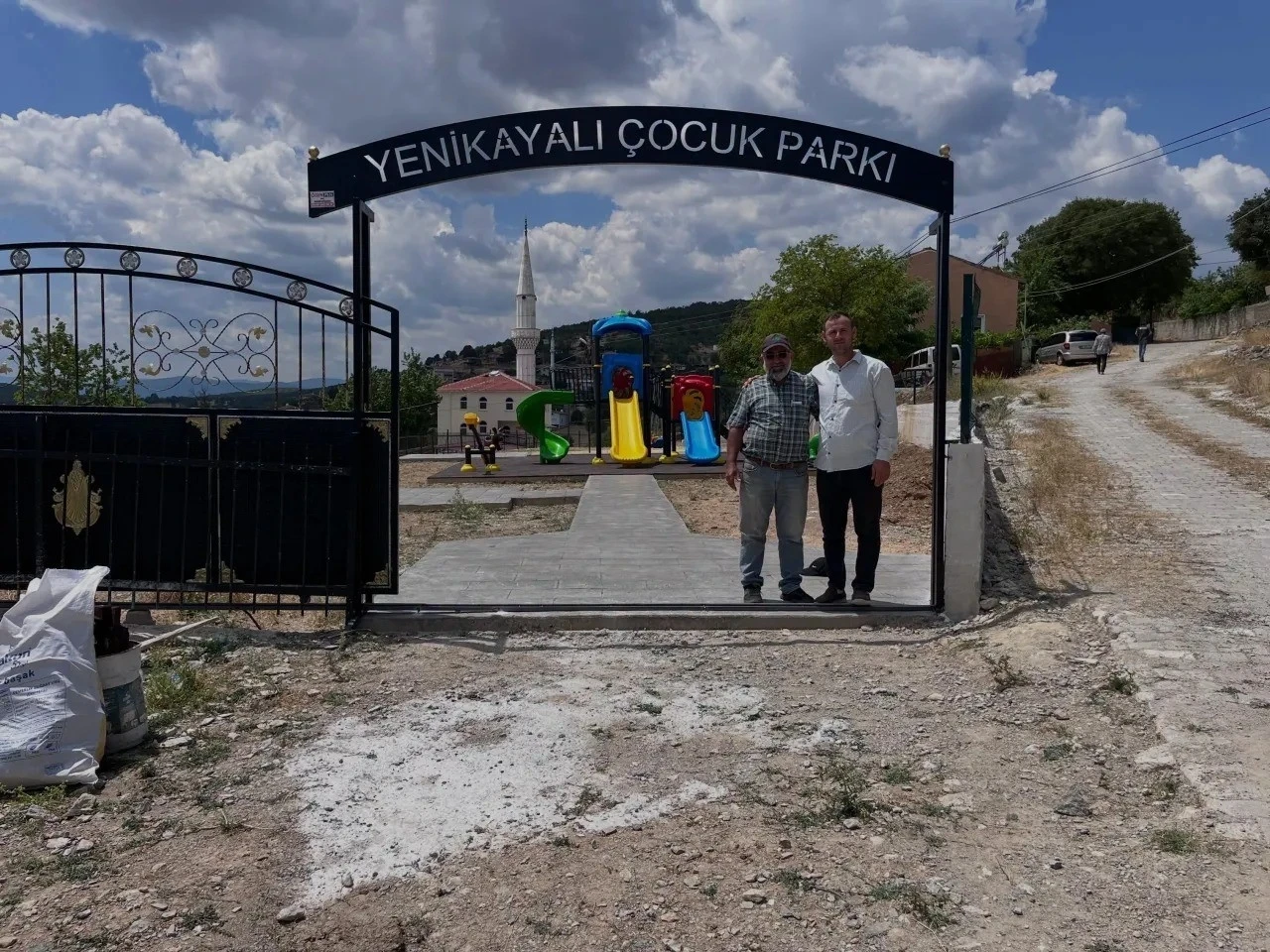 Boyabat&rsquo;ta k&ouml;y &ccedil;ocuklarına yeni oyun parkı
