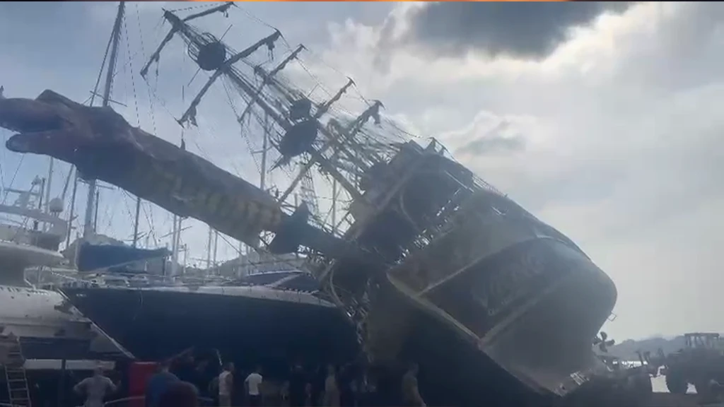 Bozburun’da Milyonluk Tekne Kızaktan Kaydı