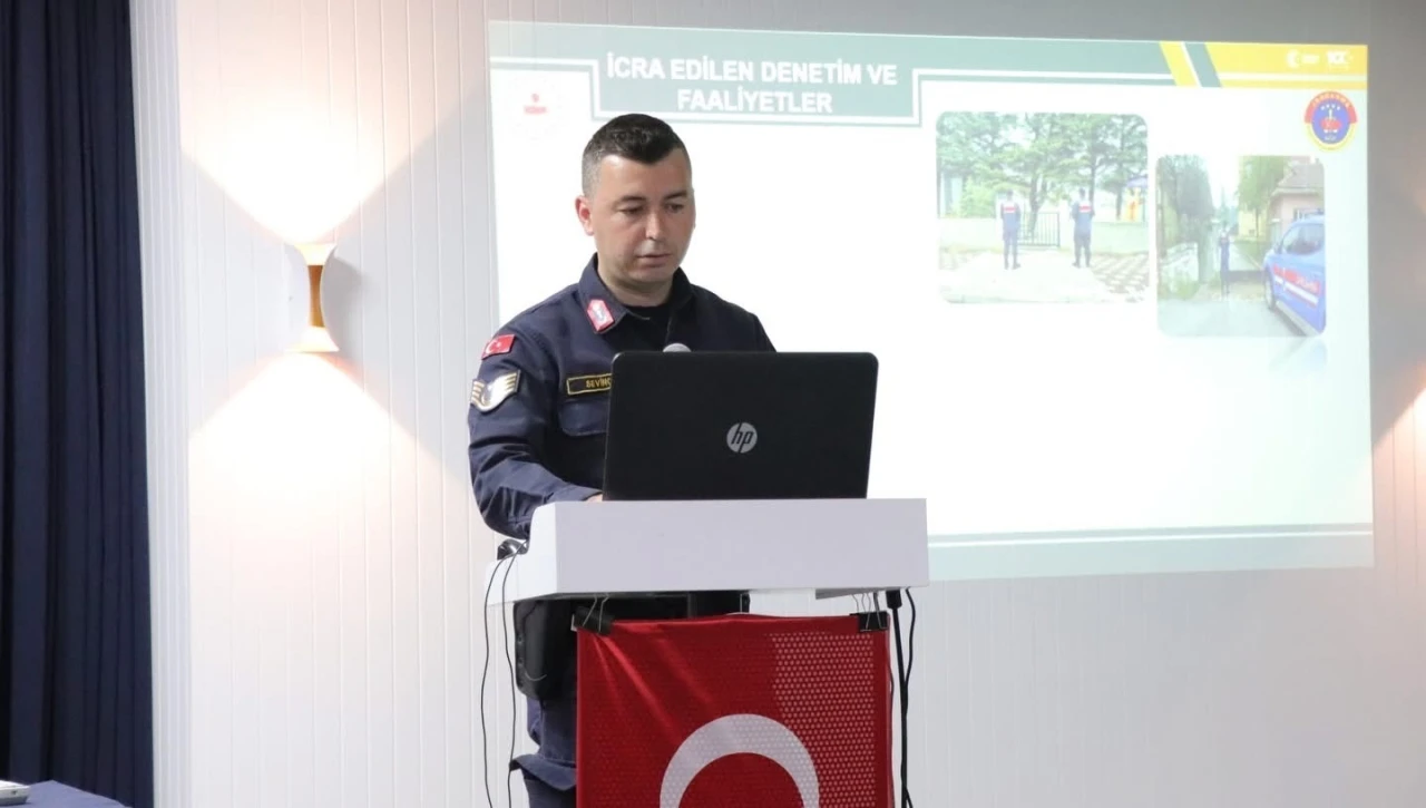 Boz&uuml;y&uuml;k&rsquo;te &lsquo;Okul G&uuml;venliği&rsquo; toplantısı yapıldı
