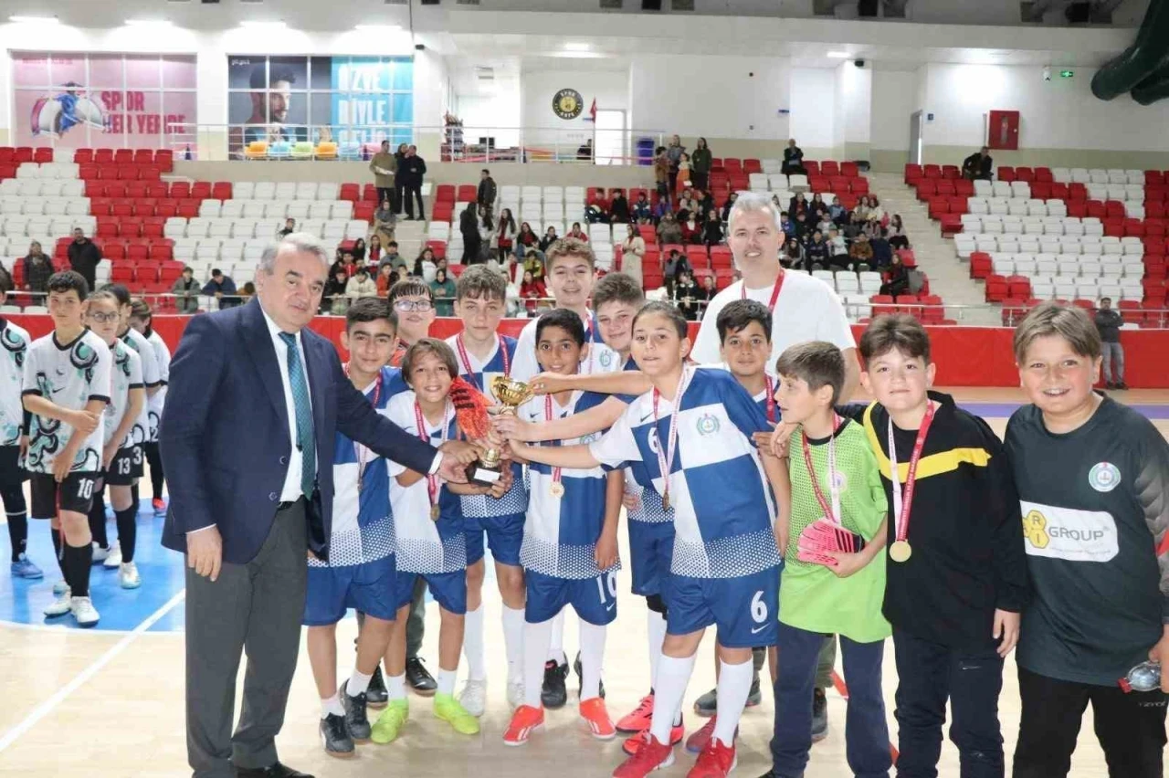 Bozüyük’te Okul Sporları Futsal Finali tamamlandı
