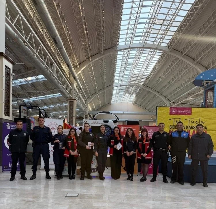 Bozüyük’te şiddetle mücadele bilgilendirmesi
