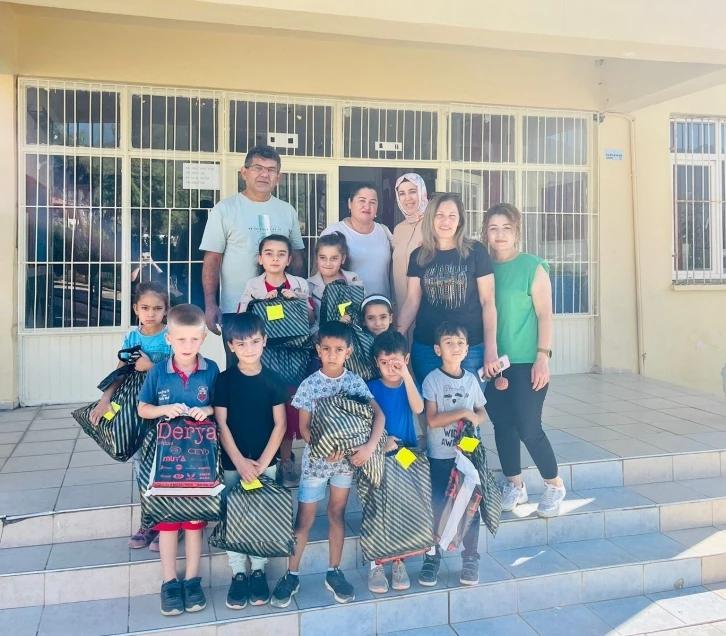 Bozyazı&rsquo;da &ouml;ğrencilere kıyafet ve kırtasiye desteği
