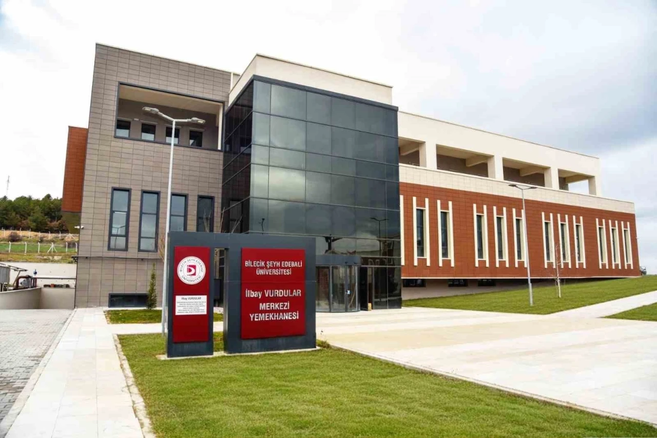 BŞE&Uuml;&rsquo;de yeni merkezi yemekhane hizmete a&ccedil;ılmaya hazırlanıyor
