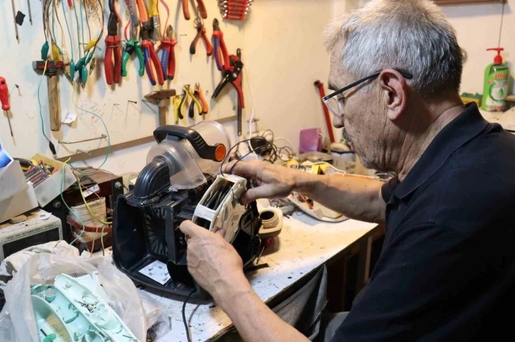 Bu d&uuml;kkanda tamir edilmeyecek hi&ccedil;bir şey yok
