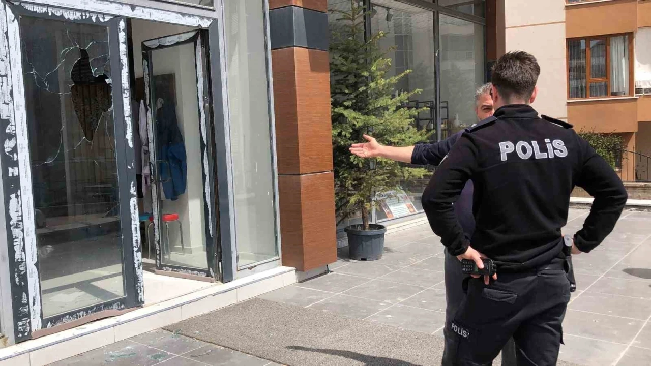 Bu kadarına da pes: Klima motorundan ses geliyor diye önce silah çektiler, ardından darp ettiler
