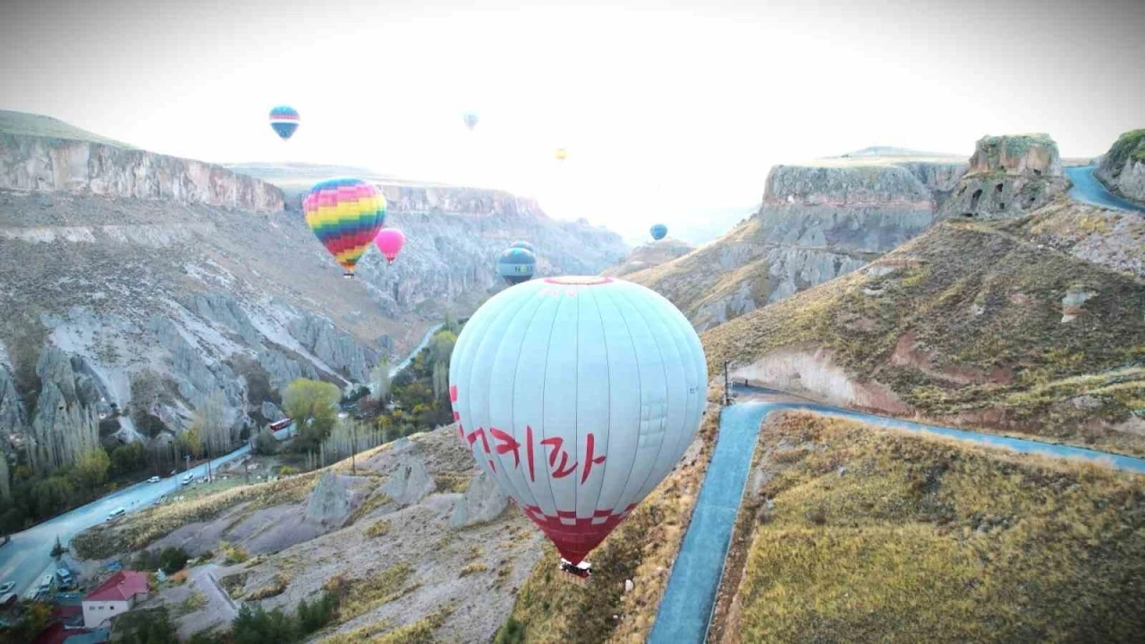 Bu mahalle nüfusunun 675 katı turist ağırladı
