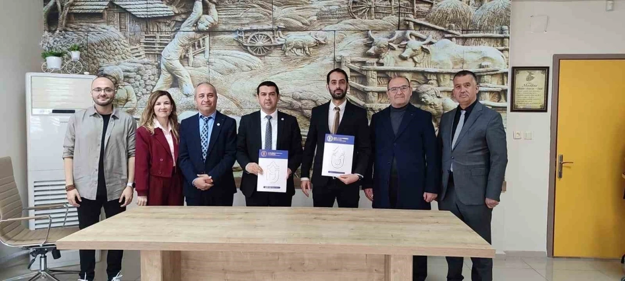 Buharkent MYO ile Buharkent Halk Eğitim Merkezi arasında iş birliği protokol&uuml; imzalandı
