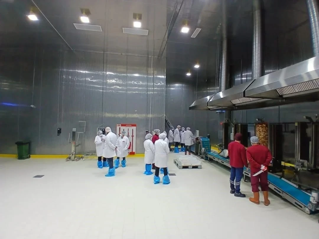 Buharkent’te kanatlı döner üretim tesisinde inceleme yapıldı
