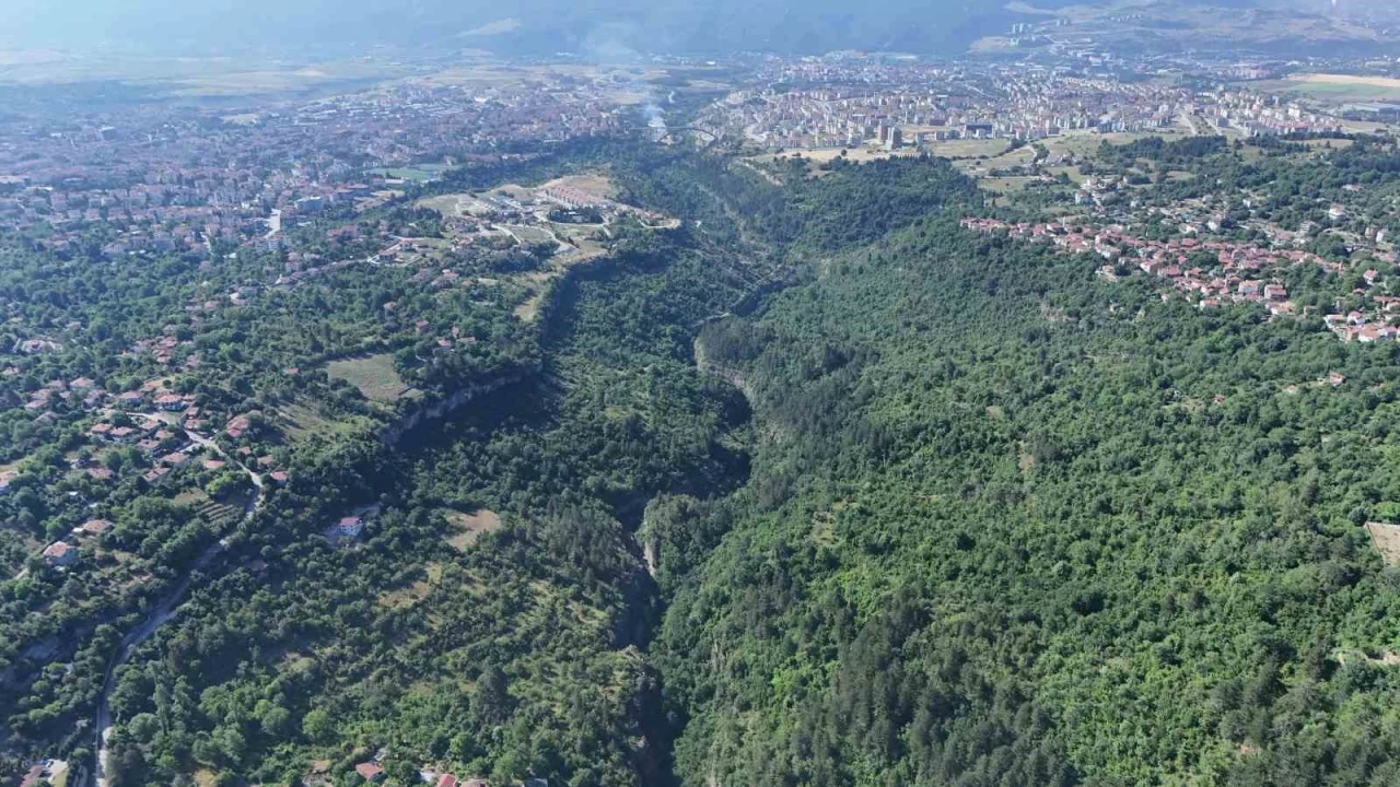 Bulak Kanyonu, Karabük Belediyesi’nin projesiyle doğa turizmine açılıyor
